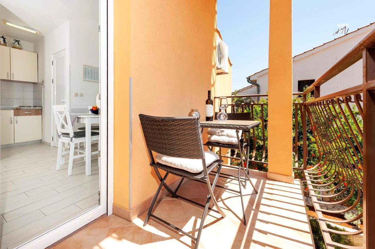 Apartment Casa Banko Ровинь Экстерьер фото