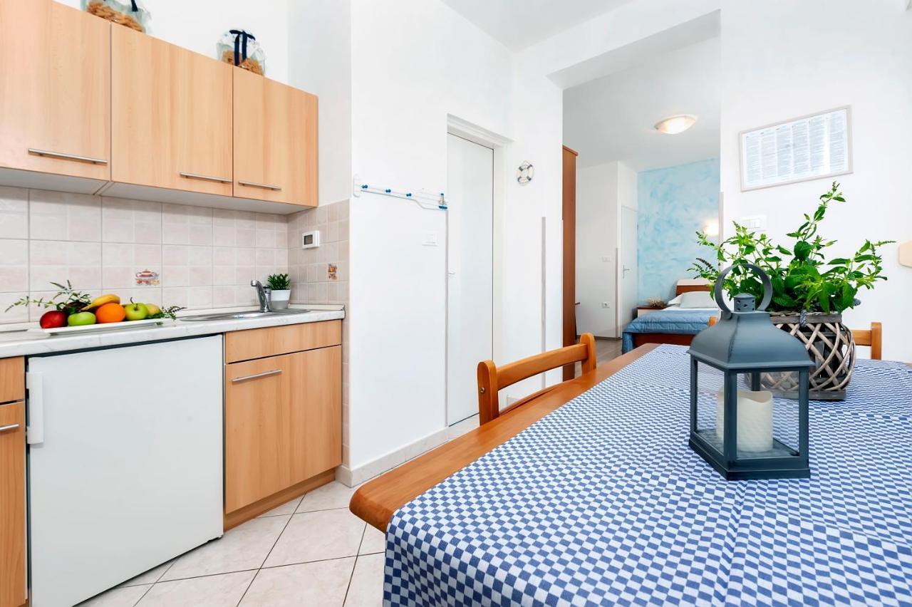 Apartment Casa Banko Ровинь Экстерьер фото