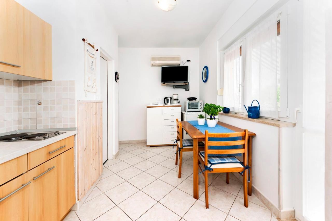 Apartment Casa Banko Ровинь Экстерьер фото