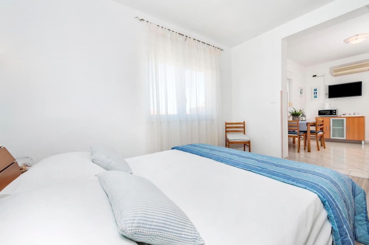 Apartment Casa Banko Ровинь Экстерьер фото