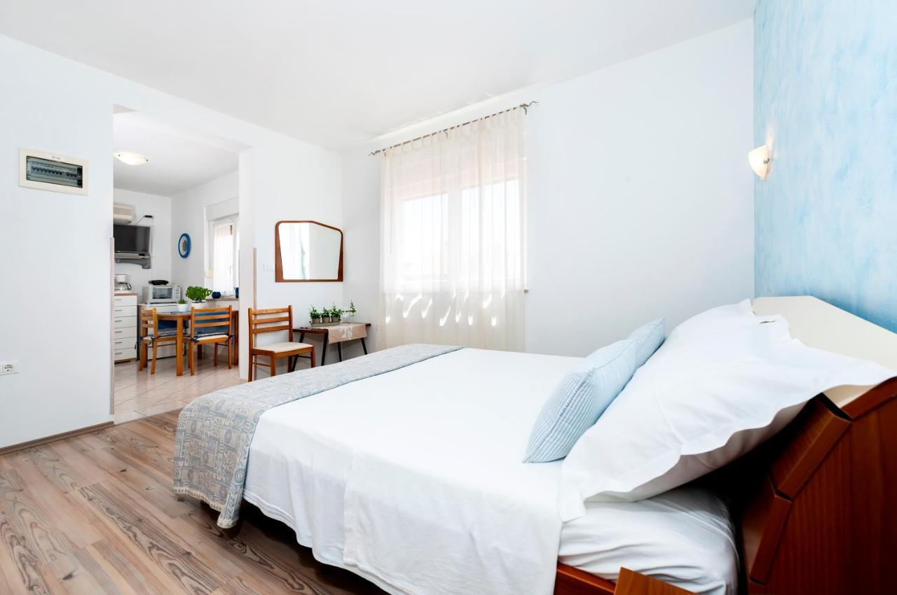 Apartment Casa Banko Ровинь Экстерьер фото