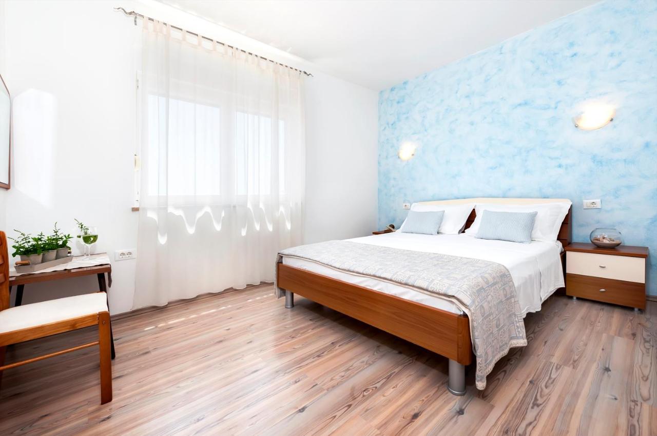 Apartment Casa Banko Ровинь Экстерьер фото